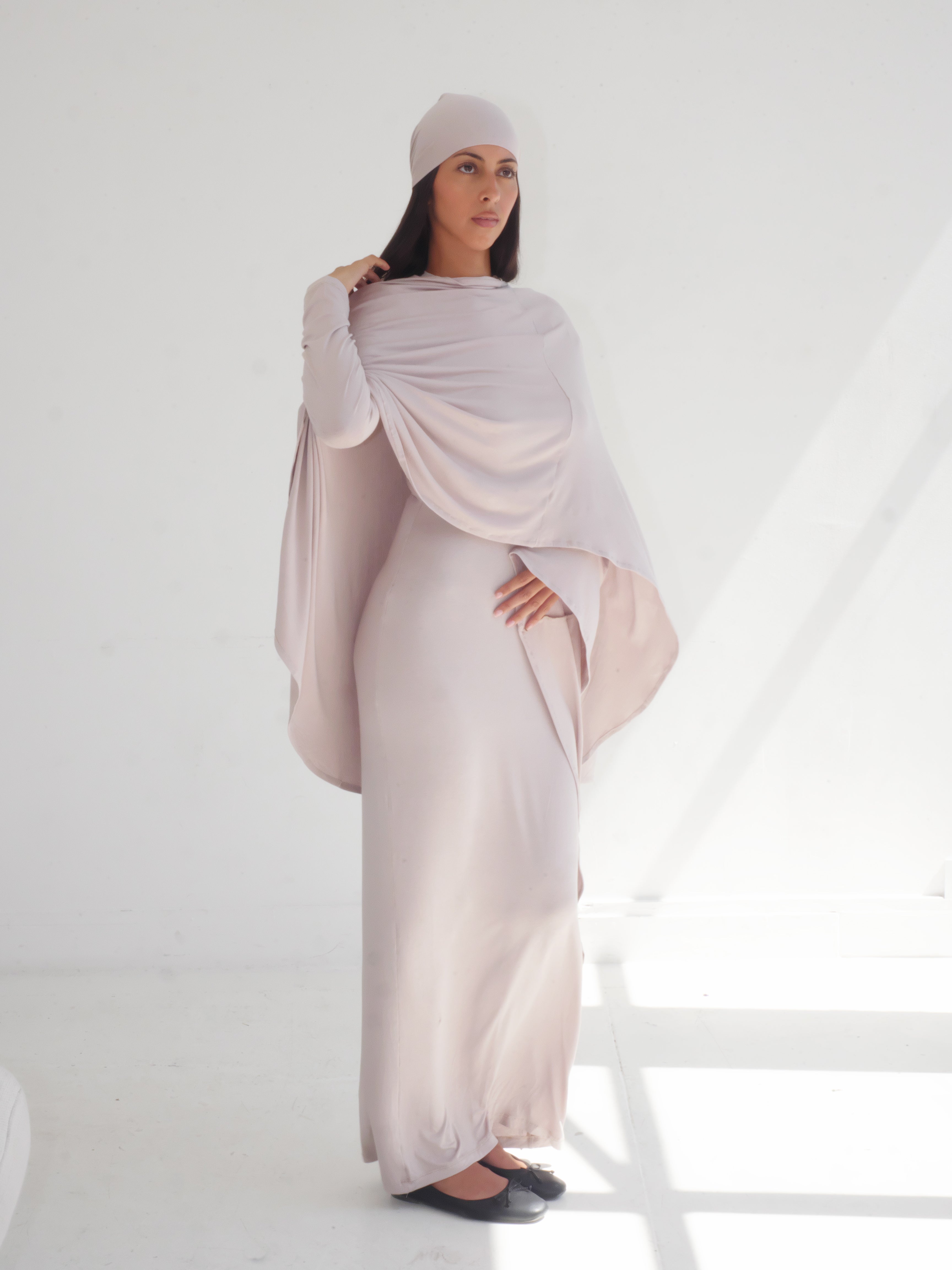 THE HÉROÏNE DRESS - BEIGE